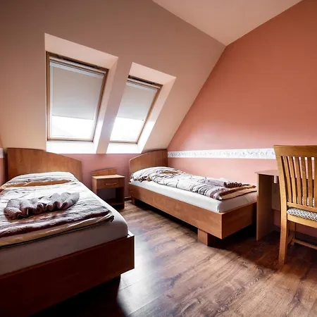 Szenti Vendeghaz Bed & Breakfast