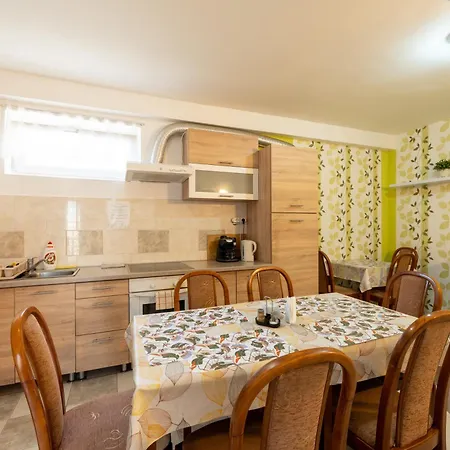 Bed & Breakfast Szenti 3*