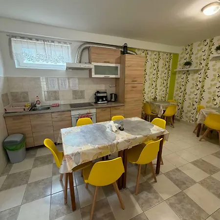 Bed & Breakfast Szenti Vendeghaz Győr
