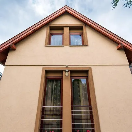 Bed & Breakfast Szenti 3*